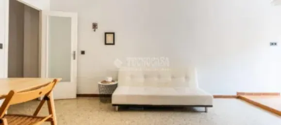 3 bedrooms Apartment in Sant Boi de Llobregat, Spain No. 182564 3