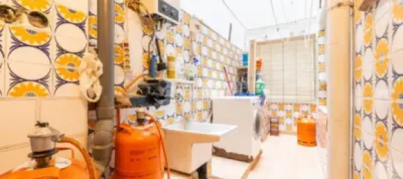 3 bedrooms Apartment in Sant Boi de Llobregat, Spain No. 182564 6