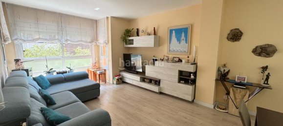 Apartamento de 4 dormitorios en Sant Martí, Spain No. 187603 32