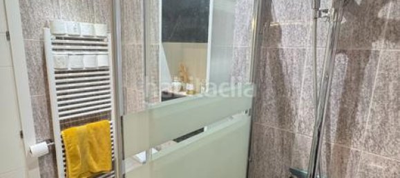 Apartamento de 4 dormitorios en Sant Martí, Spain No. 187603 9