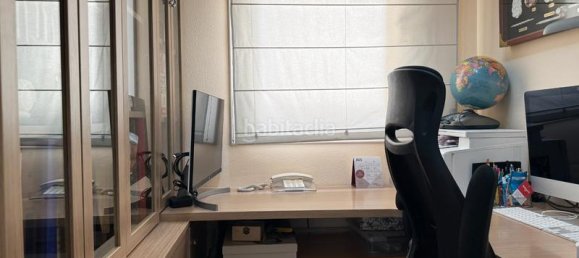 Apartamento de 4 dormitorios en Sant Martí, Spain No. 187603 45