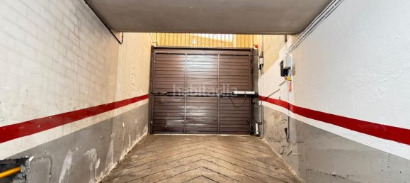 Apartamento de 4 dormitorios en Sant Martí, Spain No. 187603 24