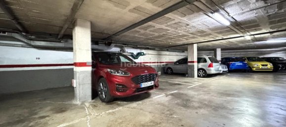 Apartamento de 4 dormitorios en Sant Martí, Spain No. 187603 22