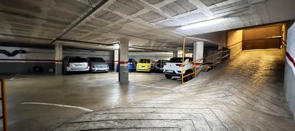 Apartamento de 4 dormitorios en Sant Martí, Spain No. 187603 25