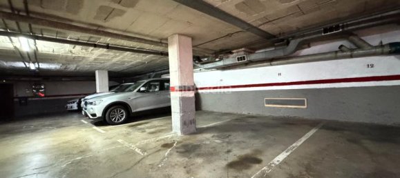 Apartamento de 4 dormitorios en Sant Martí, Spain No. 187603 27