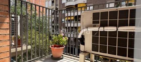 Apartamento de 4 dormitorios en Sant Martí, Spain No. 187603 18