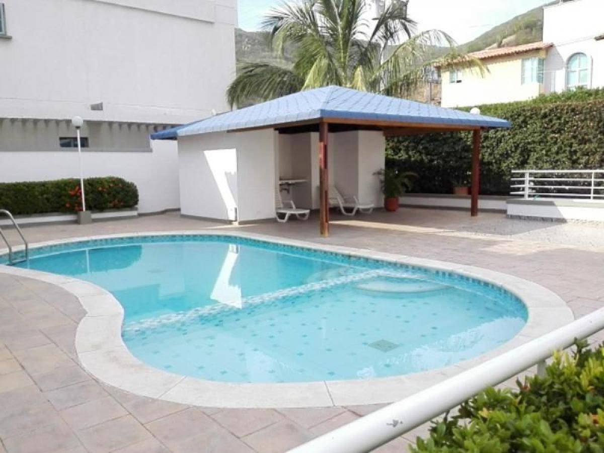 3 bedrooms House in Guadalajara de Buga, Colombia No. 3766