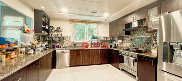 5 bedrooms Villa in Mudon, UAE No. 42548 12