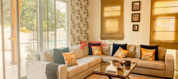 5 bedrooms Villa in Mudon, UAE No. 42548 13