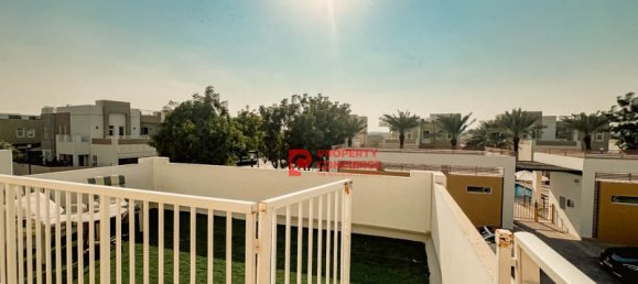 5 bedrooms Villa in Mudon, UAE No. 42548 4