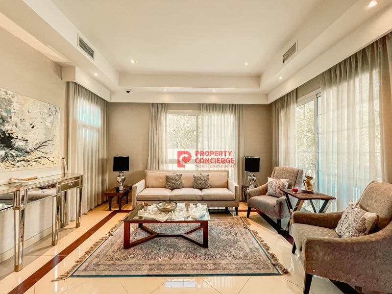 5 bedrooms Villa in Mudon, UAE No. 42548