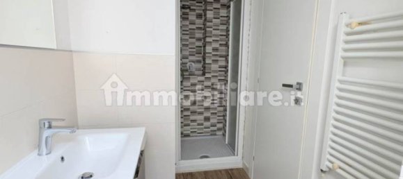 2 bedrooms Apartment in Florence, Italy No. 138635 17