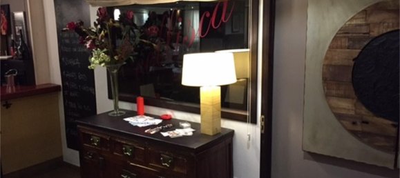 300m² Commercial property in Sallent de Gallego, Spain No. 162645 2