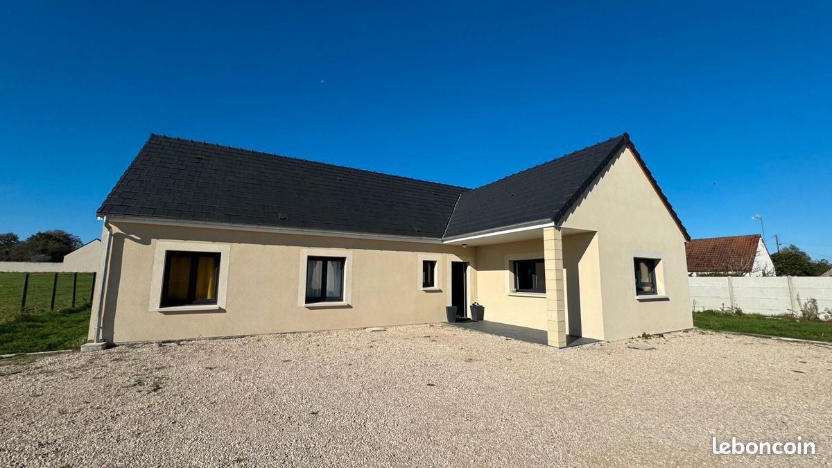 4 chambres Maison à Romorantin-Lanthenay, France No. 224528