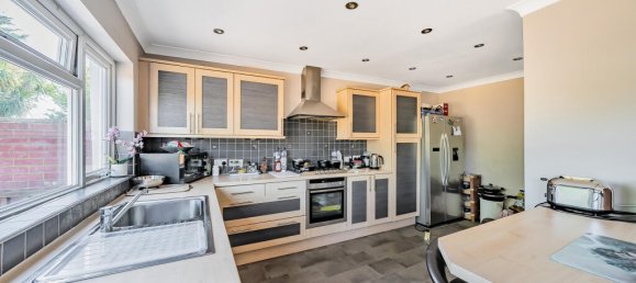 3 غرف نوم منزل في Kenton, United Kingdom رقم 12197 7