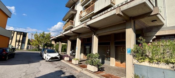 270m² Commercial property in Palazzolo sull'Oglio, Italy No. 284101 7