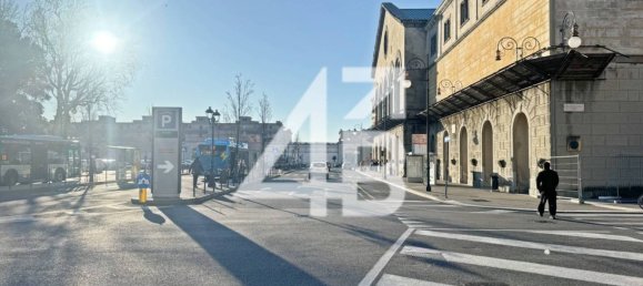 1-salle Propriété commerciale à Trieste, Italy No. 80426 15