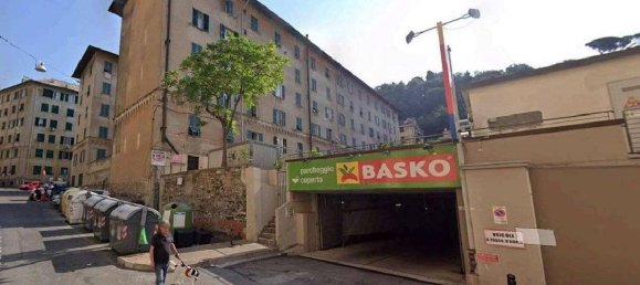 Garage à Genoa, Italy 13m² No. 123619 5