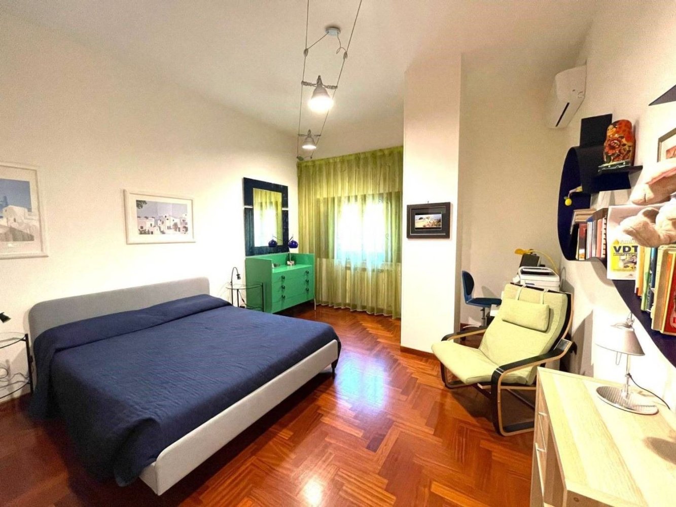 8 bedrooms House in Sarno, Italy No. 323308