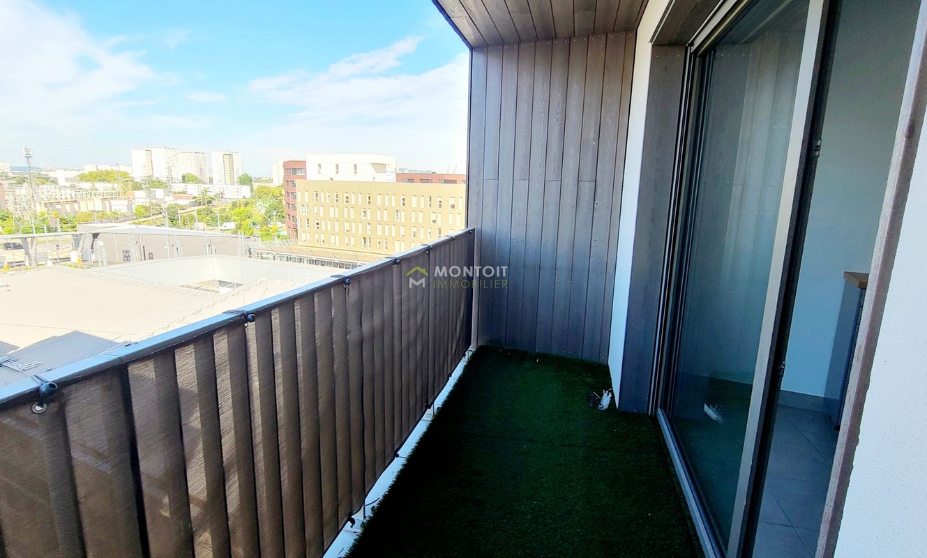 2 bedrooms Apartment in Vitry-sur-Seine, France No. 178999