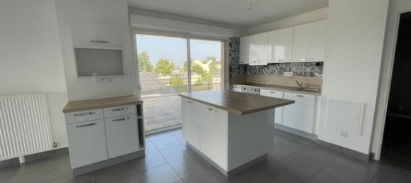 Apartamento de 4 dormitorios en Le Mans, France No. 310527 4