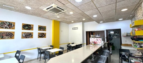 63m² Commercial property in Mislata, Spain No. 115974 19