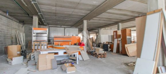 Lagerhaus in Coccaglio, Italy 1240m², Nr. 359660 2