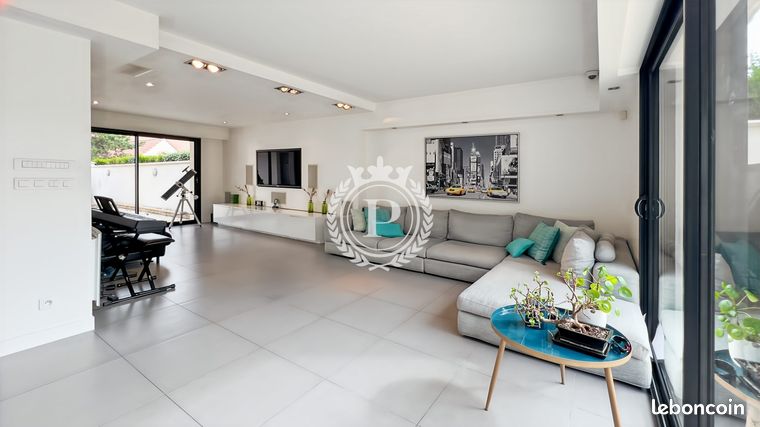 Casa T5 em Sannois, France N.º 359617