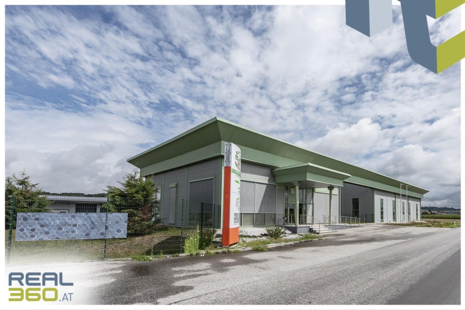 Propriété commerciale à Perg, Austria 198m² No. 129370