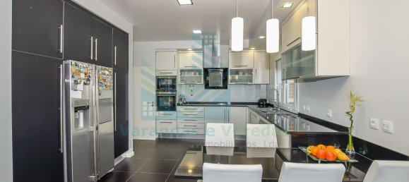 Дом с 5 спальнями в Торриш Новаш, Португалия № 128640 12