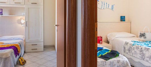 3 rooms Apartment in Rosignano Marittimo, Italy No. 48403 11