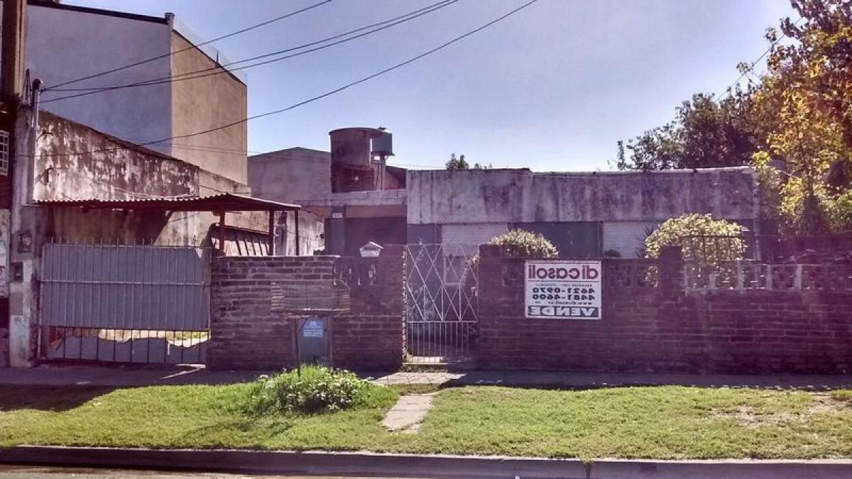 4 bedrooms House in Ituzaingo, Argentina No. 68145