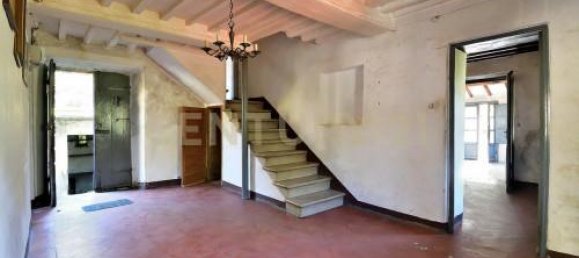 12 rooms House in Pescaglia, Italy No. 107878 5