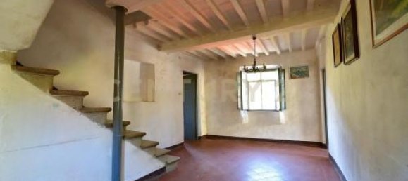 12 rooms House in Pescaglia, Italy No. 107878 4
