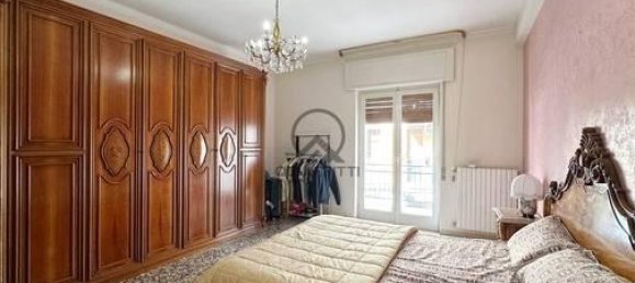 3 rooms Apartment in Trani, Italy No. 41009 5