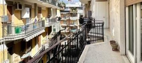 3 rooms Apartment in Trani, Italy No. 41009 4