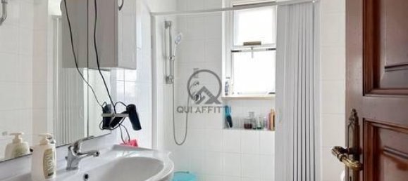 3 rooms Apartment in Trani, Italy No. 41009 9