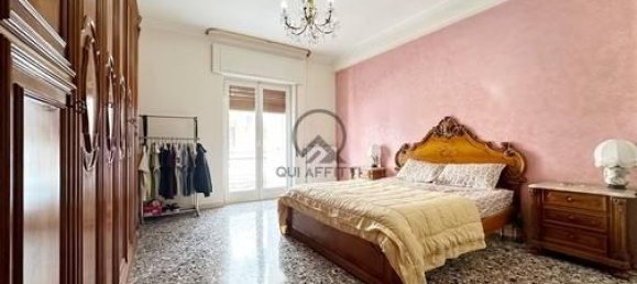 3 rooms Apartment in Trani, Italy No. 41009 6