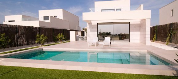 3 غرف نوم فيلا في Los Montesinos, Spain رقم 9108 2