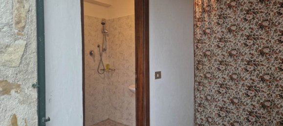 Casa de 8 divisões em Perugia, Italy N.º 126207 11