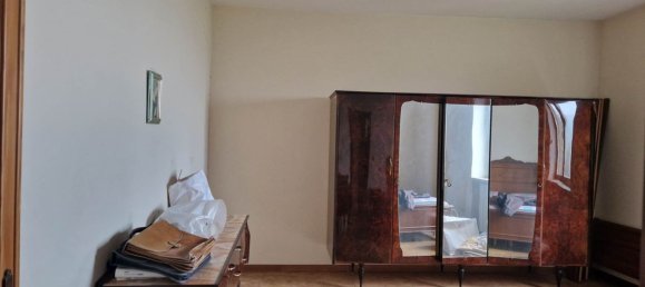 Casa de 8 divisões em Perugia, Italy N.º 126207 33