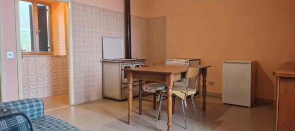 Casa de 8 divisões em Perugia, Italy N.º 126207 16