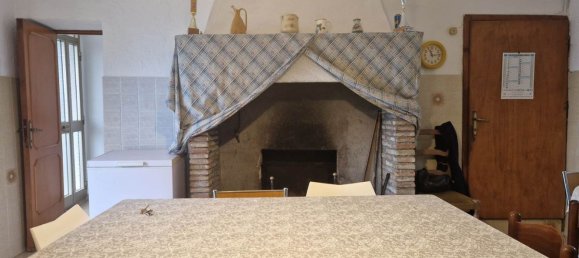 Casa de 8 divisões em Perugia, Italy N.º 126207 10