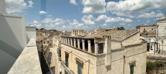 5 rooms Apartment in Matera, Italy No. 17767 4