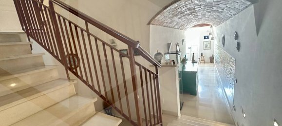 5 rooms Apartment in Matera, Italy No. 17767 16