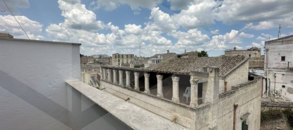 5 rooms Apartment in Matera, Italy No. 17767 11