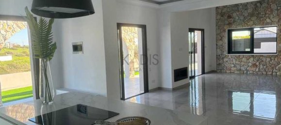 3 Schlafzimmer Villa in Episkopi, Cyprus, Nr. 20458 9