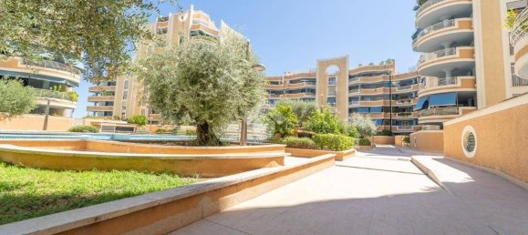 1 bedroom Apartment in Rome, Italy No. 330727 2