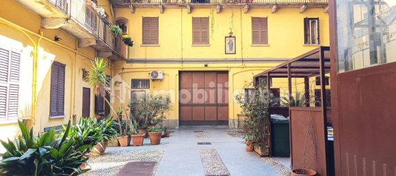 1 bedroom Apartment in Milan, Italy No. 328377 4