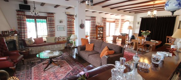 4 bedrooms Villa in Calpe, Spain No. 1521 4